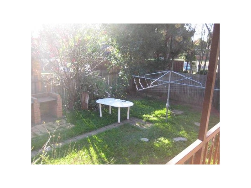 5 Banks Drive, St Clair NSW 2759