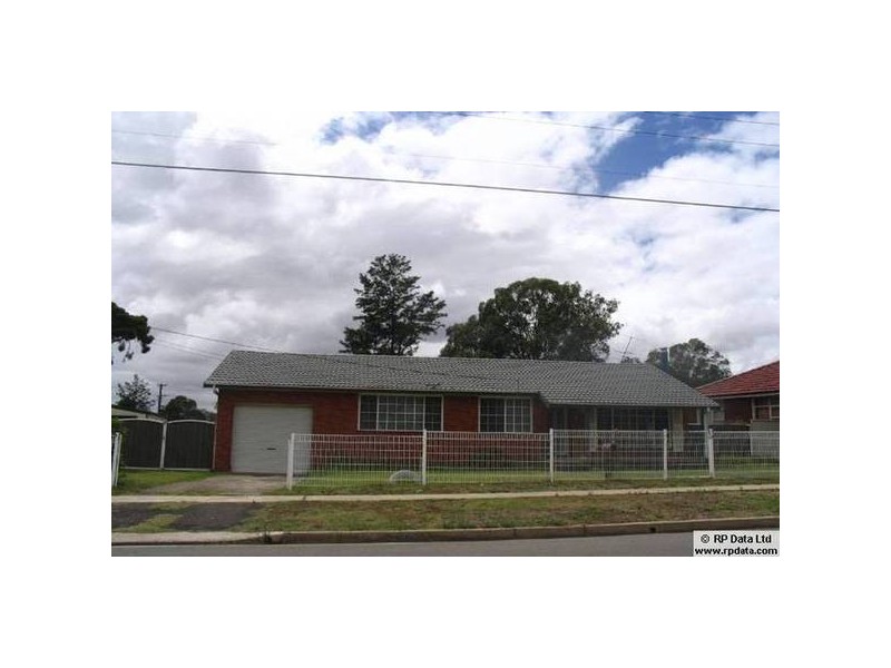 34 Wattle St, St Marys NSW 2760