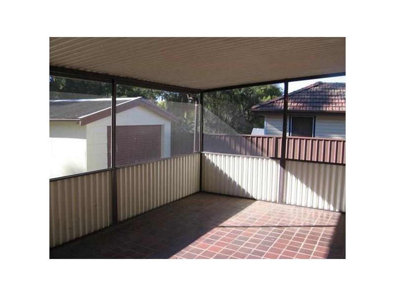 58 Hatherton Rd, Lethbridge Park NSW 2770