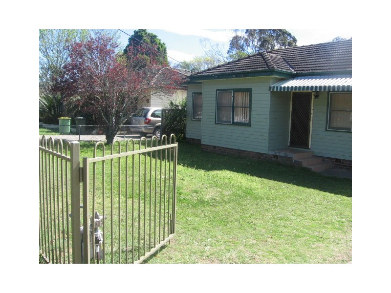 7 Croker Crescent, Colyton NSW 2760