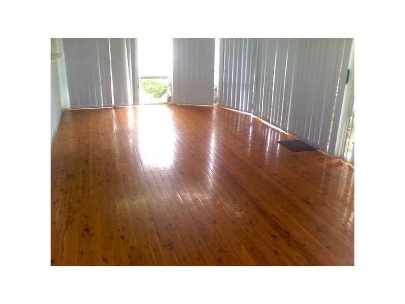 11 Singleton Ave, Werrington County NSW 2747