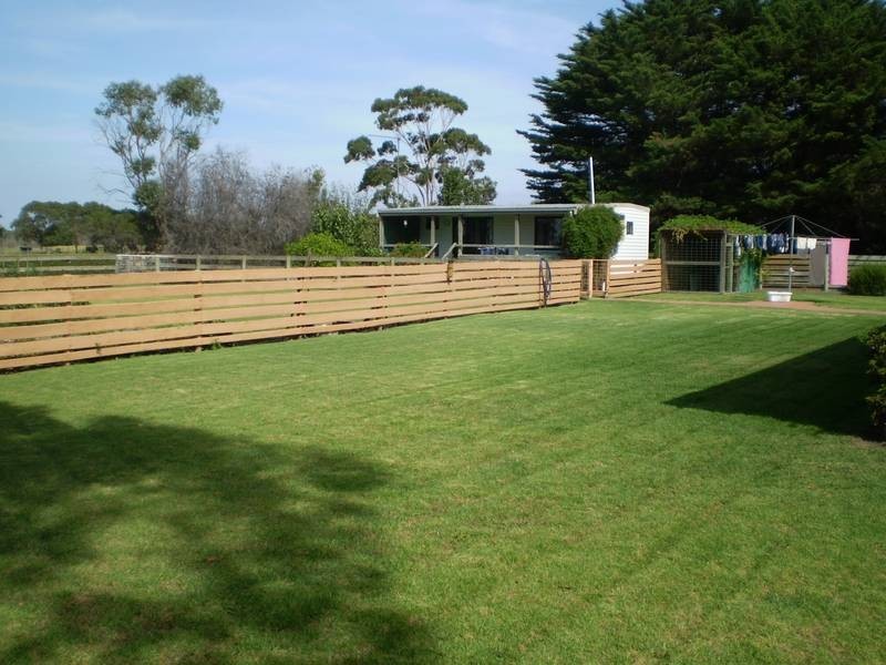 40 Hardys Road, Tooradin VIC 3980