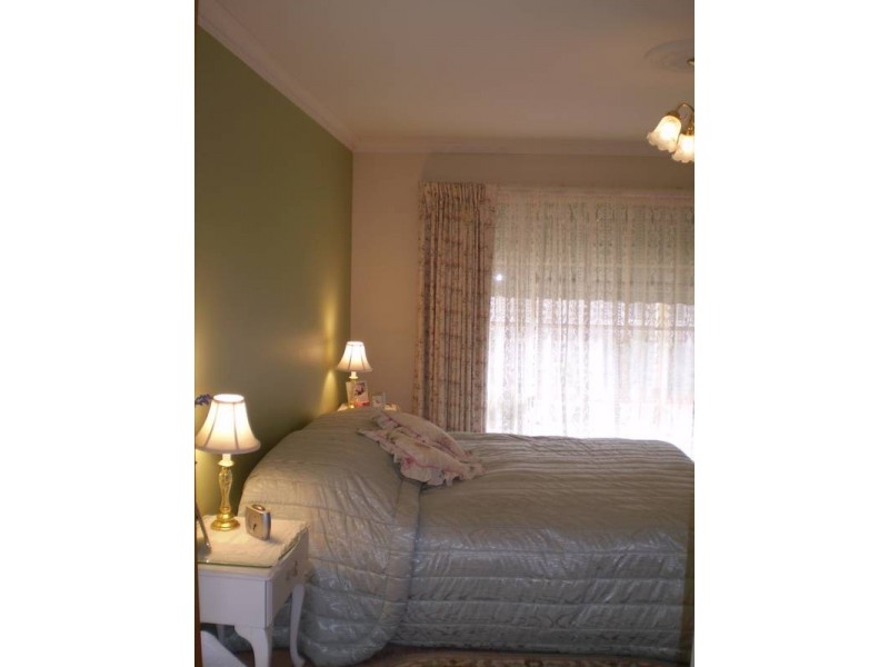 18 ALEXANDER AVENUE, Koo Wee Rup VIC 3981