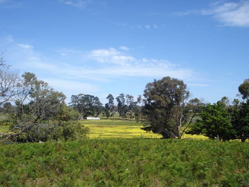 22 Olive Road, Devon Meadows VIC 3977