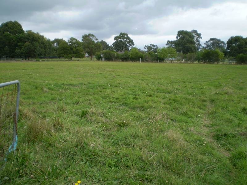 61 Hatchs Road, Nyora VIC 3987