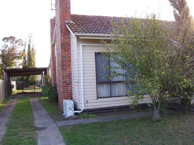 16_ Sybella Avenue, Koo Wee Rup VIC 3981