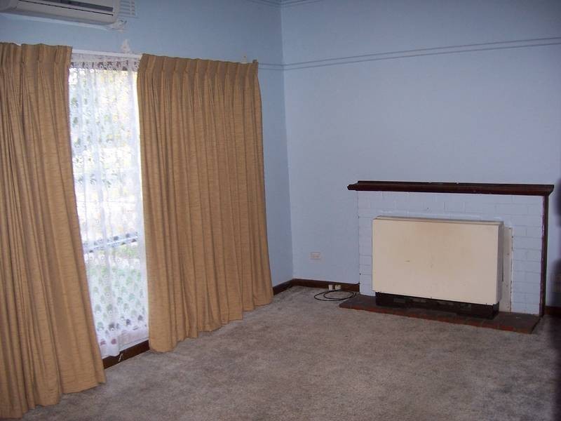 16_ Sybella Avenue, Koo Wee Rup VIC 3981