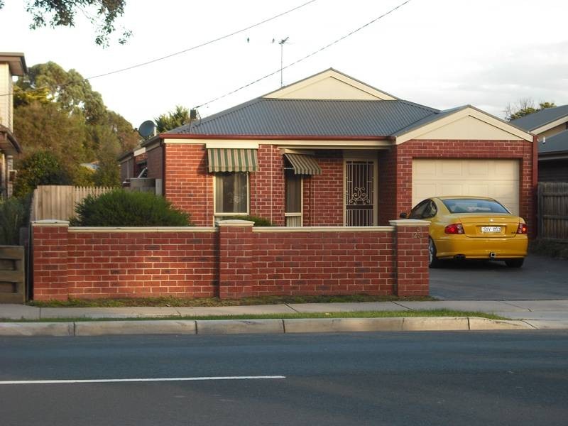 2/254 Rossiter Road, Koo Wee Rup VIC 3981