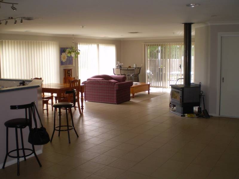 5 Supreme Close, Koo Wee Rup VIC 3981