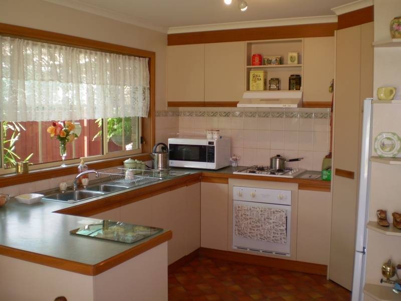 18_ Alexandra Avenue, Koo Wee Rup VIC 3981