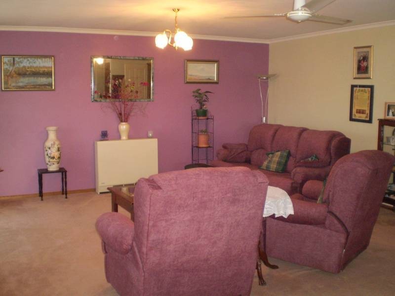 1/10 Tresize Court, Lang Lang VIC 3984