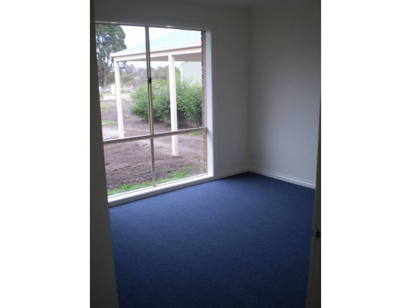 3/3 Mickle Street, Koo Wee Rup VIC 3981