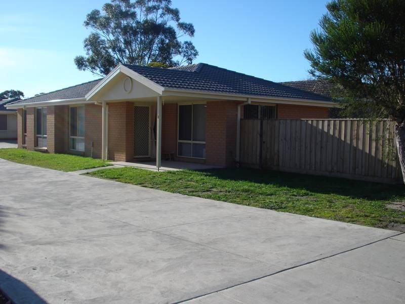 1/337 Rossiter Road, Koo Wee Rup VIC 3981
