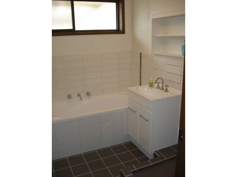 3 John Street, Koo Wee Rup VIC 3981