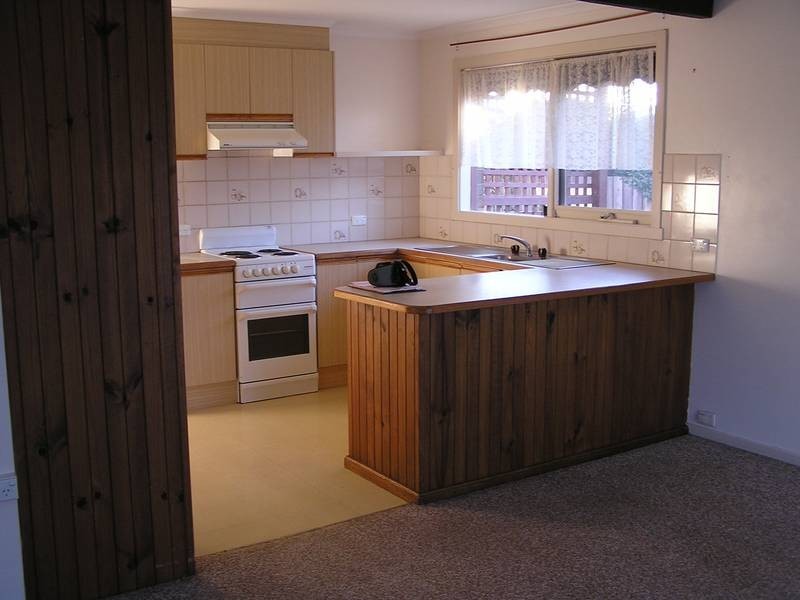 32 Sybella Avenue, Koo Wee Rup VIC 3981