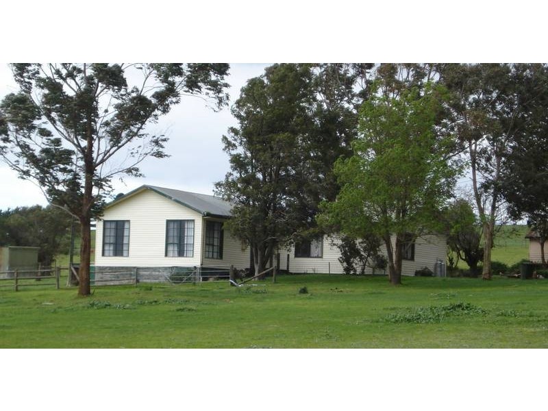 125 Snowball Road, Longwarry VIC 3816