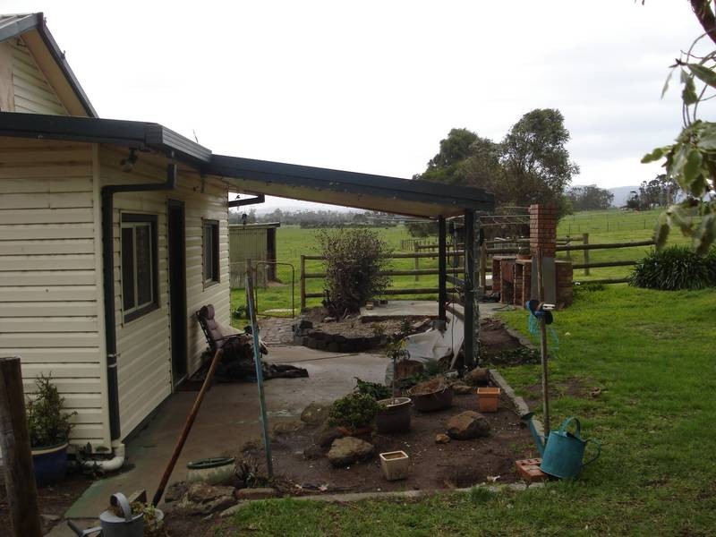 125 Snowball Road, Longwarry VIC 3816