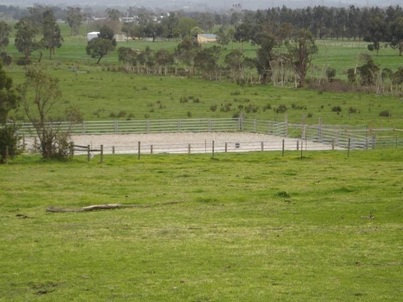 125 Snowball Road, Longwarry VIC 3816