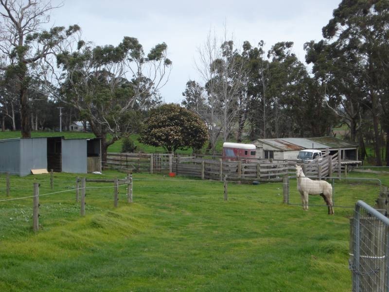 125 Snowball Road, Longwarry VIC 3816