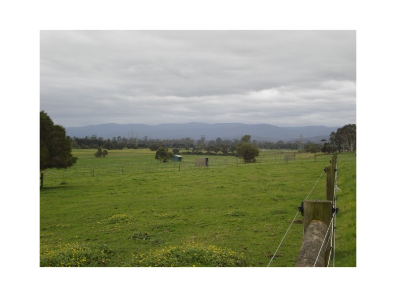 125 Snowball Road, Longwarry VIC 3816