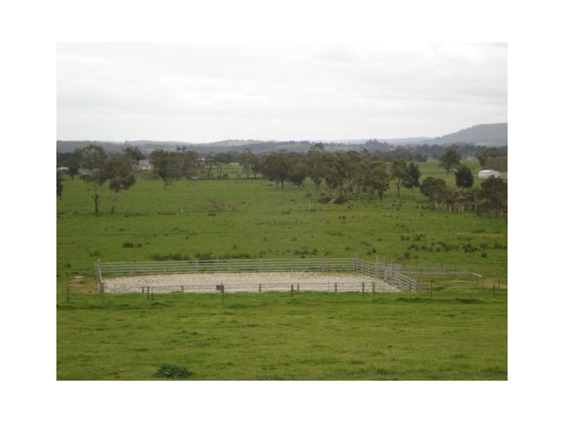 125 Snowball Road, Longwarry VIC 3816