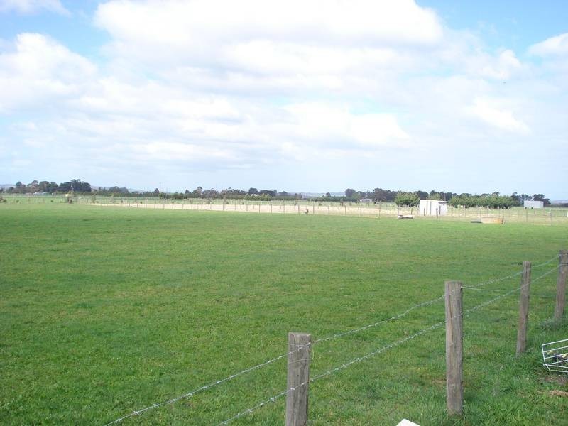 1230 KooWeeRup Longwarry Road, Catani VIC 3981