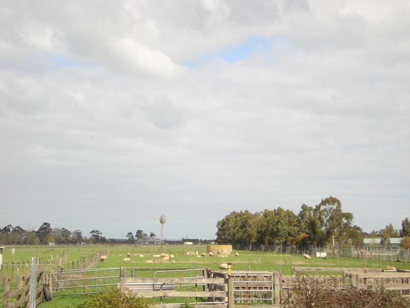 1230 KooWeeRup Longwarry Road, Catani VIC 3981