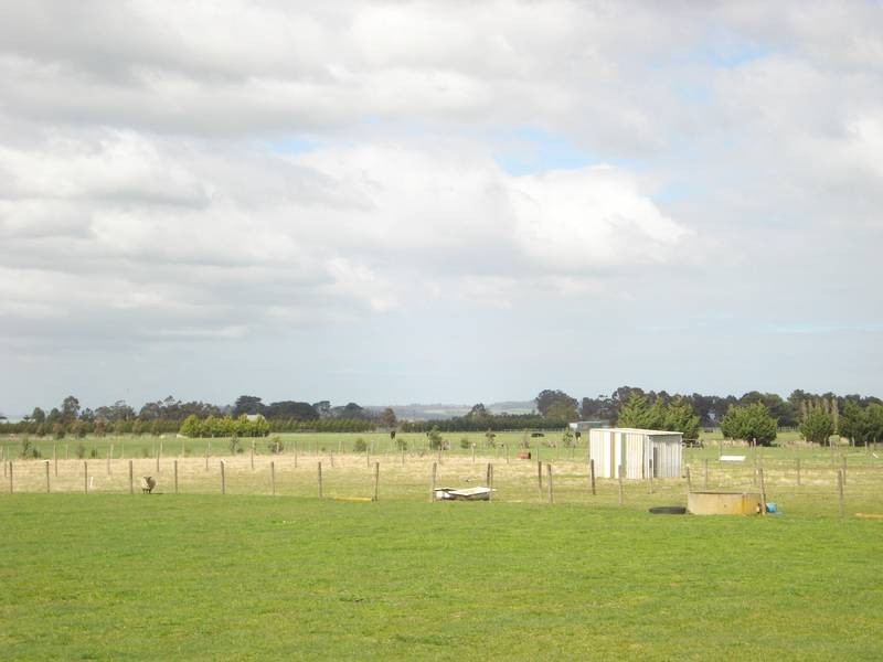 1230 KooWeeRup Longwarry Road, Catani VIC 3981