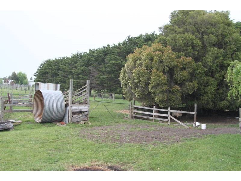 1230 KooWeeRup Longwarry Road, Catani VIC 3981