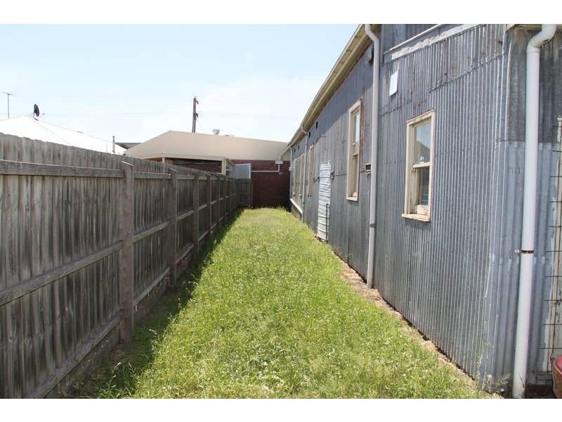 284-286 Rossiter Road, Koo Wee Rup VIC 3981