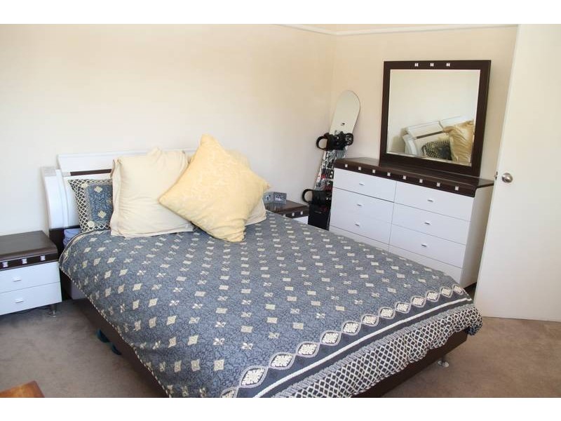 18 Sybella Avenue, Koo Wee Rup VIC 3981