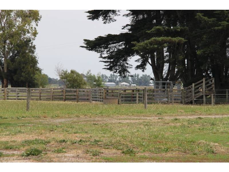 350 Bennett Road, Cora Lynn VIC 3814