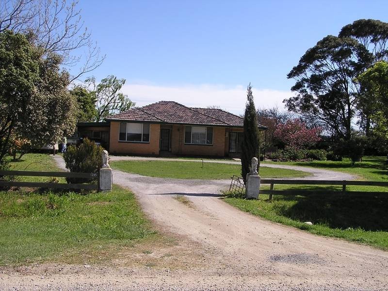 1245 Murray Road, Bunyip VIC 3815