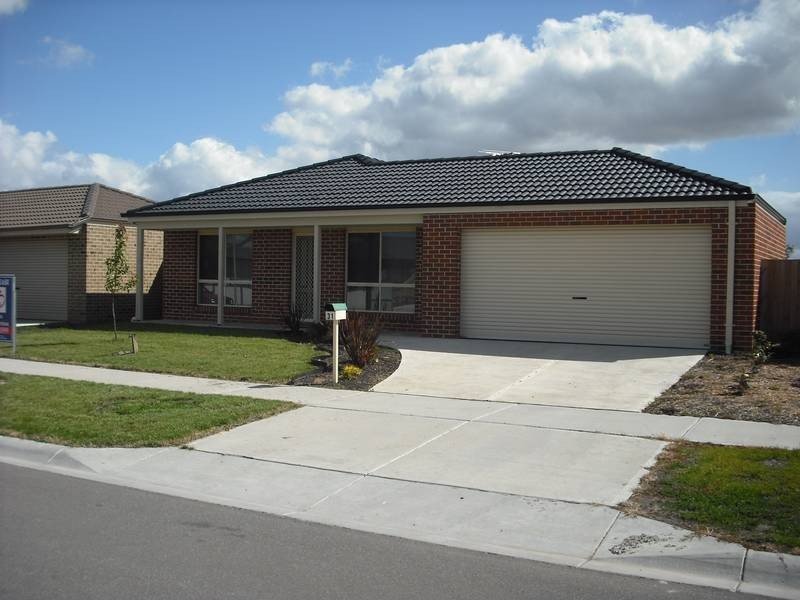 31 Bailey Boulevard, Koo Wee Rup VIC 3981