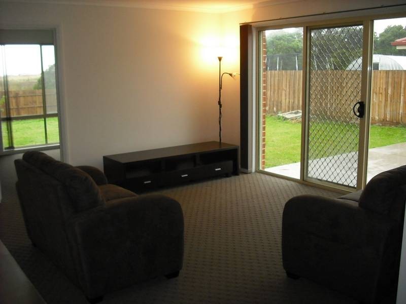 31 Bailey Boulevard, Koo Wee Rup VIC 3981