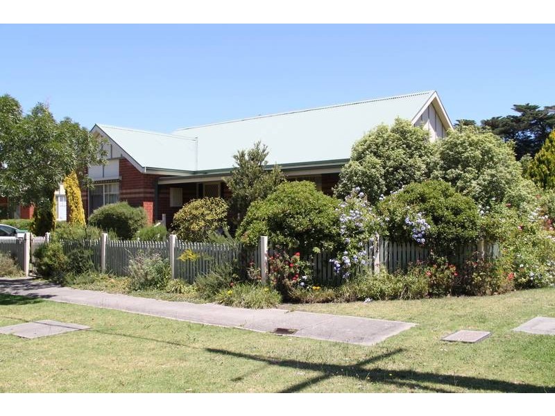 242 Rossiter Road, Koo Wee Rup VIC 3981