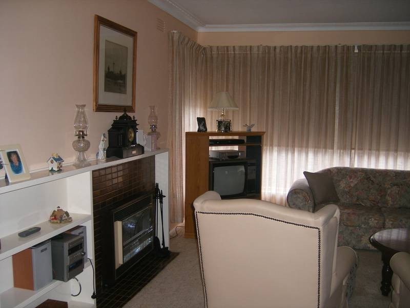 64 Henry Street, Koo Wee Rup VIC 3981