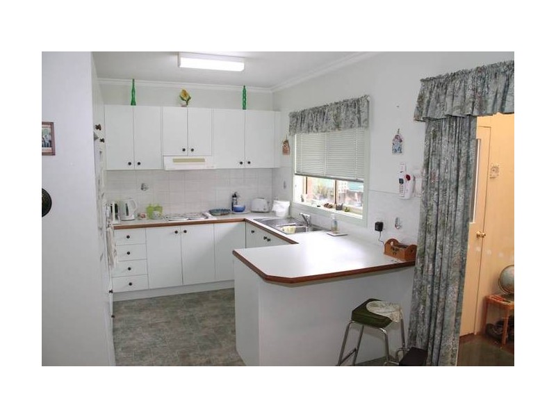 2A Charles Street, Koo Wee Rup VIC 3981