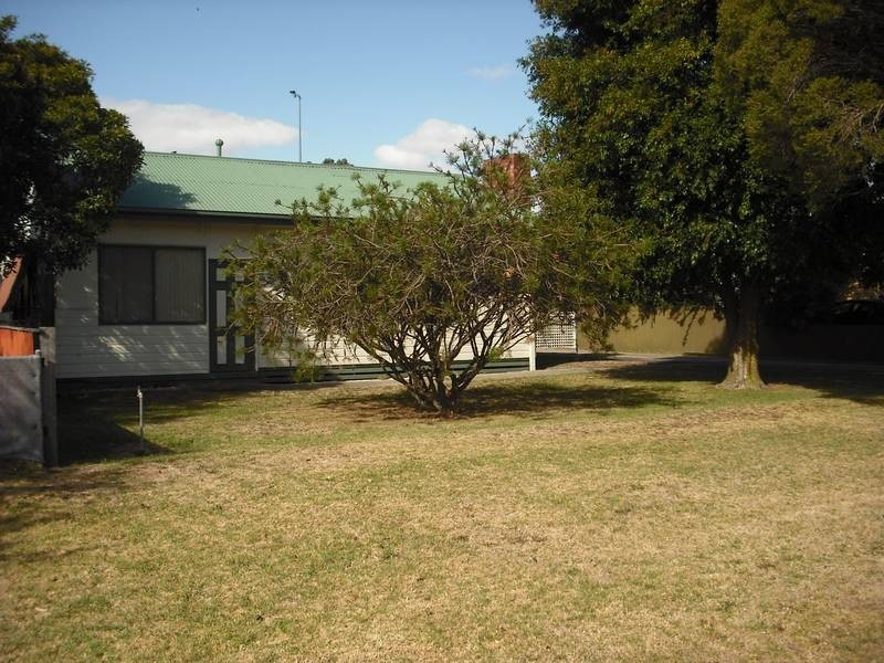 12 Station Street, Lang Lang VIC 3984