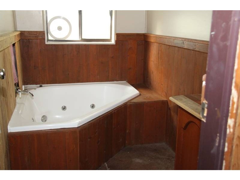 9 Mitchell Street, Nyora VIC 3987