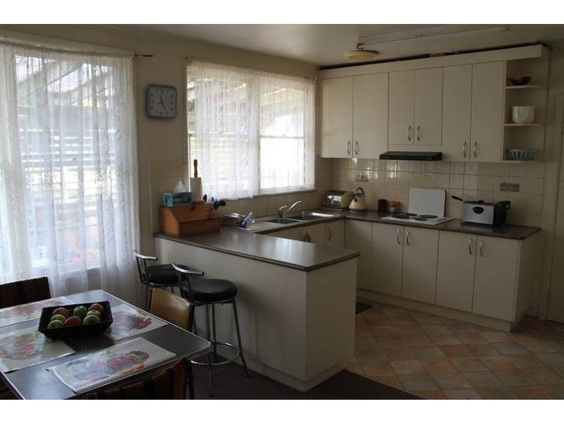 25 Princes Ave, Longwarry VIC 3816