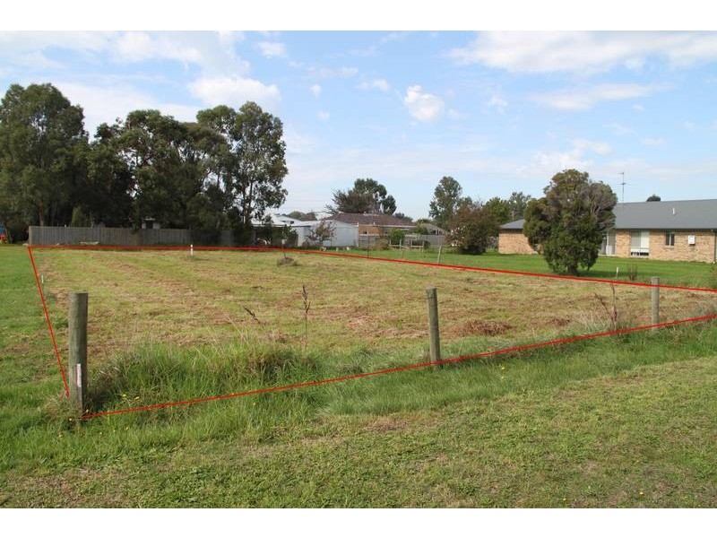 25 Princes Ave, Longwarry VIC 3816