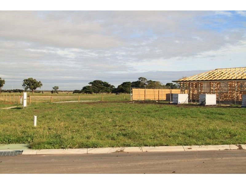 23 Barnes Way, Koo Wee Rup VIC 3981