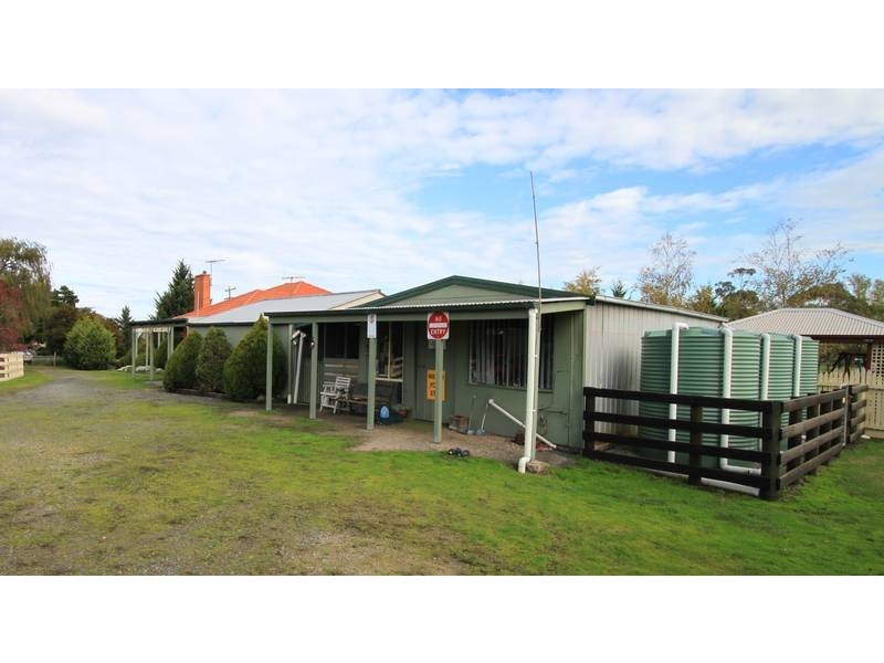 805 Manks Road, Dalmore VIC 3981
