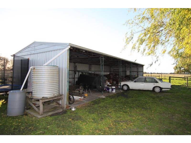 805 Manks Road, Dalmore VIC 3981