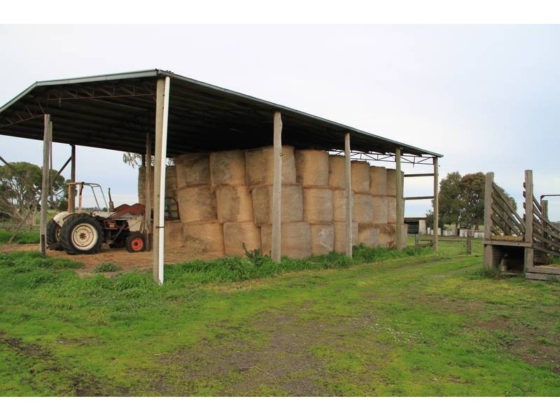 590 Boundary Drain Road, Koo Wee Rup VIC 3981