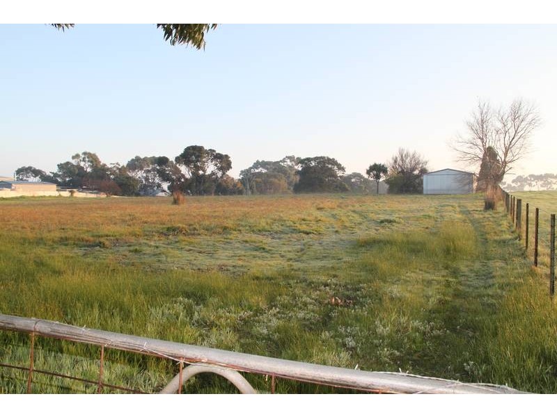 205 Bay Road, Jam Jerrup VIC 3984