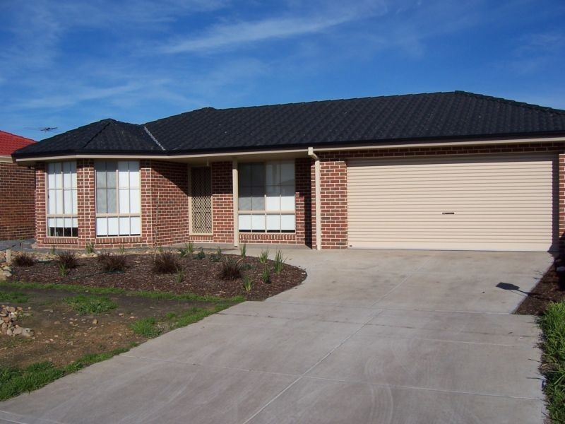 26 Charles Street, Koo Wee Rup VIC 3981