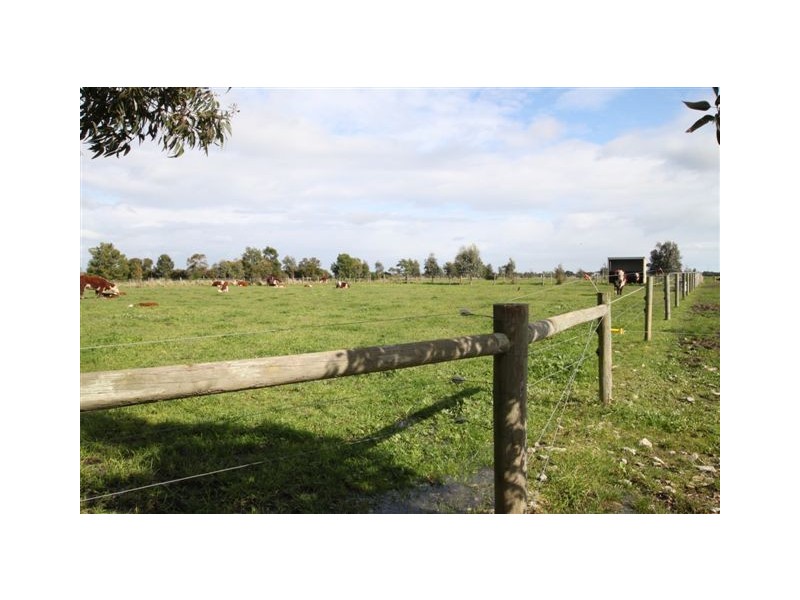 175 School Road, Bayles VIC 3981