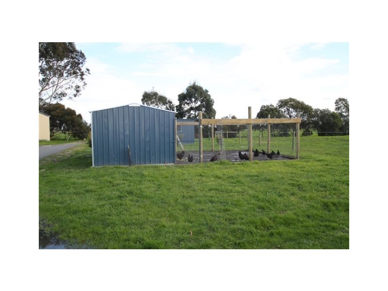 175 School Road, Bayles VIC 3981
